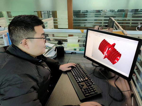 七一电器工程师使用ag8ag8集团3D进行设计工作